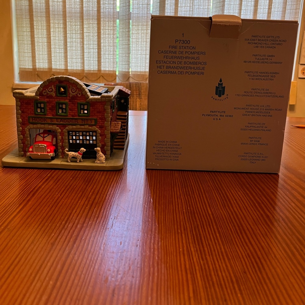 Partylite Firestation P7300